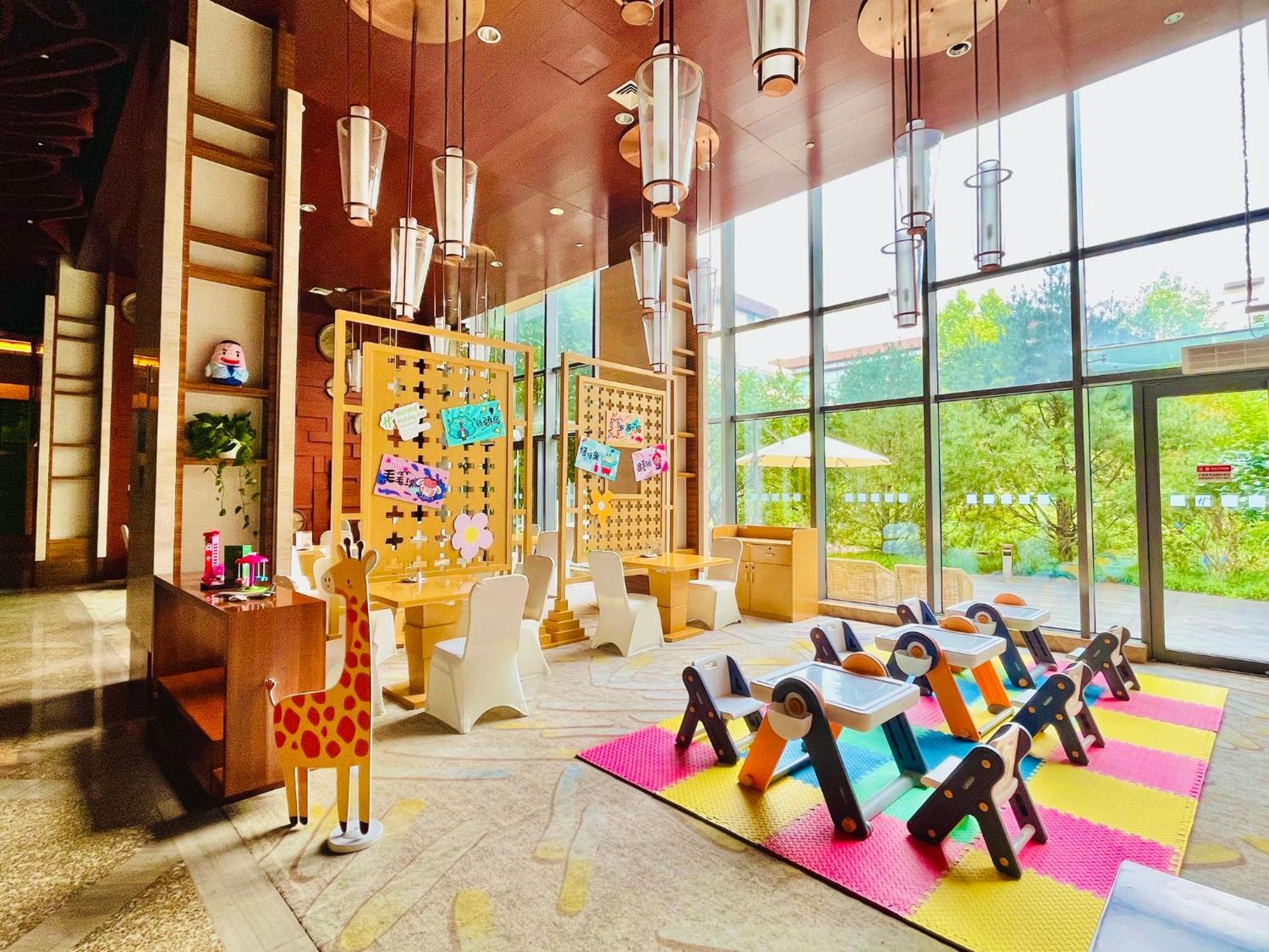 Holiday Inn Beijing Shijingshan Parkview By Ihg Exteriér fotografie